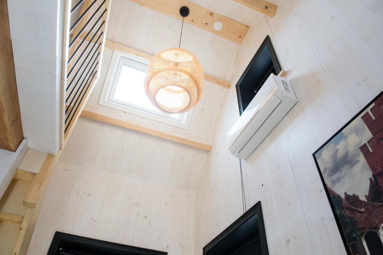 Luxury Chalets 莫尼肯达姆 外观 照片