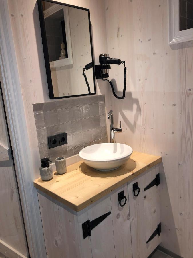 Luxury Chalets 莫尼肯达姆 外观 照片