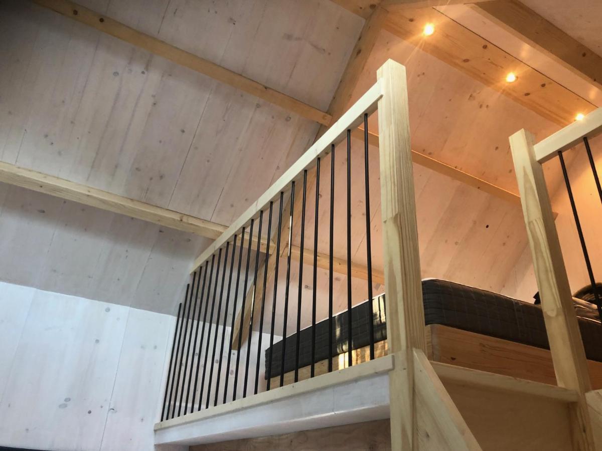 Luxury Chalets 莫尼肯达姆 外观 照片